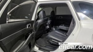 Kia Sorento Бензин 2.5T 2WD 2024 года из Южной Кореи