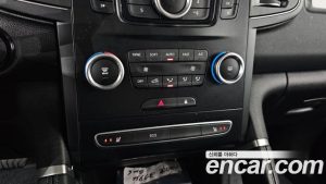 Renault-KoreaSamsung QM6 2.0 GDe LE 2WD 2024 года из Южной Кореи