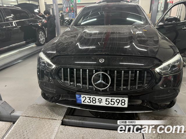 Mercedes-Benz C-Class C300 4MATIC Avantgarde 2024 года из Кореи