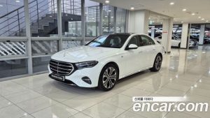 Mercedes-Benz E-Class E350e 4MATIC 2025 года из Южной Кореи