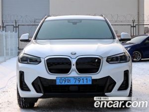BMW iX3 M Sport 2024 года из Южной Кореи