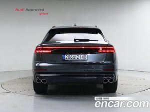 Audi Q8 55 TFSI 4WD Premium 2023 года из Южной Кореи