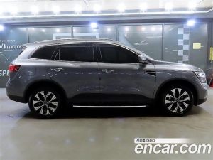 Renault-KoreaSamsung QM6 2.0 GDe LE Signature 2WD 2023 года из Южной Кореи