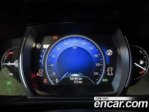 Renault-KoreaSamsung QM6 2.0 GDe LE Signature 2WD 2023 года из Южной Кореи