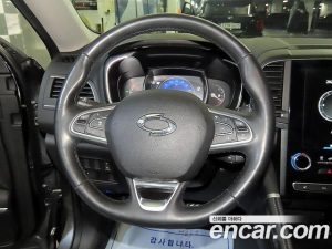 Renault-KoreaSamsung QM6 2.0 GDe LE Signature 2WD 2023 года из Южной Кореи