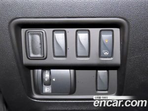 Renault-KoreaSamsung QM6 2.0 GDe LE Signature 2WD 2023 года из Южной Кореи