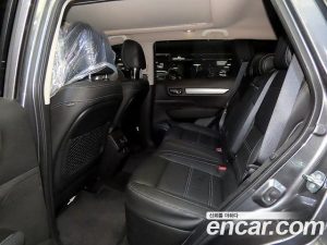 Renault-KoreaSamsung QM6 2.0 GDe LE Signature 2WD 2023 года из Южной Кореи