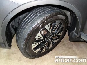 Renault-KoreaSamsung QM6 2.0 GDe LE Signature 2WD 2023 года из Южной Кореи