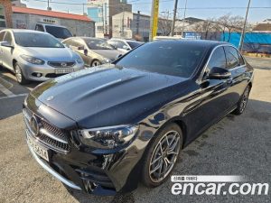 Mercedes-Benz E-Class E220d 4MATIC AMG Line 2023 года из Южной Кореи
