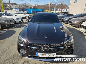 Mercedes-Benz E-Class E220d 4MATIC AMG Line 2023 года из Южной Кореи