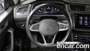 Volkswagen Tiguan 2.0 TSI Prestige 2022 года из Южной Кореи