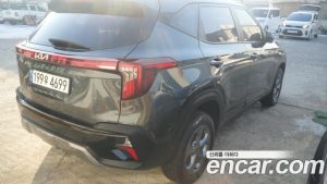 Kia Seltos Бензин 1.6 Turbo 2WD 2024 года из Южной Кореи