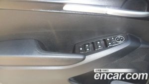 Kia Seltos Бензин 1.6 Turbo 2WD 2024 года из Южной Кореи