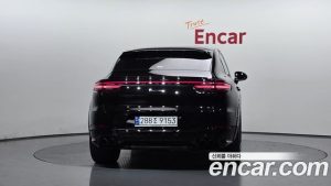 Porsche Cayenne 3.0 Coupe 2023 года из Южной Кореи