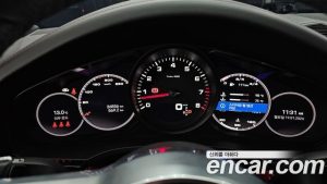 Porsche Cayenne 3.0 Coupe 2023 года из Южной Кореи