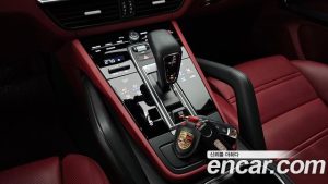 Porsche Cayenne 3.0 Coupe 2023 года из Южной Кореи