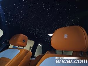 Rolls-Royce Cullinan 6.7 V12 Black Badge 2025 года из Южной Кореи