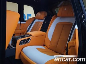Rolls-Royce Cullinan 6.7 V12 Black Badge 2025 года из Южной Кореи