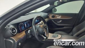 Mercedes-Benz E-Class E250 AMG Line 2023 года из Южной Кореи