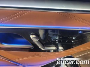 Mercedes-Benz S-Class Maybach S680 4MATIC 2023 года из Южной Кореи