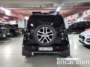 Land Rover Defender 110 P400 X 2025 года из Южной Кореи