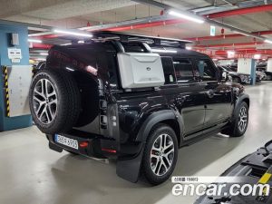 Land Rover Defender 110 P400 X 2025 года из Южной Кореи