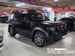Land Rover Defender 110 P400 X 2025 года из Южной Кореи