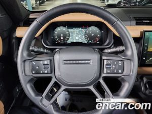 Land Rover Defender 110 P400 X 2025 года из Южной Кореи