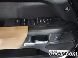 Land Rover Defender 110 P400 X 2025 года из Южной Кореи