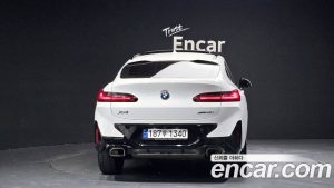 BMW X4 xDrive20i M Sport 2023 года из Южной Кореи