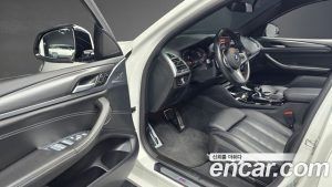 BMW X4 xDrive20i M Sport 2023 года из Южной Кореи