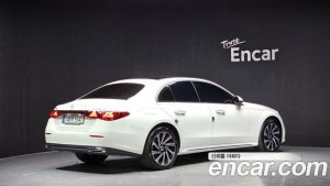 Mercedes-Benz E-Class E300 4MATIC Exclusive 2025 года из Южной Кореи