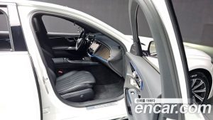 Mercedes-Benz E-Class E300 4MATIC Exclusive 2025 года из Южной Кореи