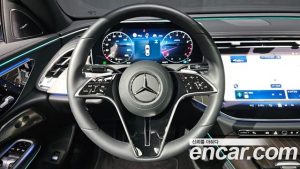 Mercedes-Benz E-Class E300 4MATIC Exclusive 2025 года из Южной Кореи