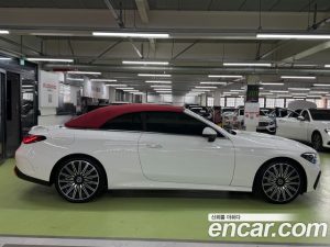 Mercedes-Benz CLE-Class CLE450 4MATIC Cabriolet 2024 года из Южной Кореи