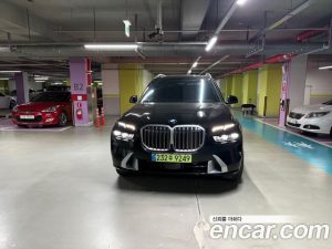 BMW X7 xDrive 40i Design Pure Excellence 7-Seater 2025 года из Южной Кореи