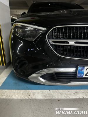 Mercedes-Benz GLC-Class GLC300 4MATIC Avantgarde 2025 года из Южной Кореи