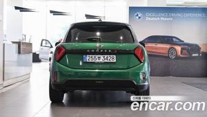 Mini Cooper 5Door Favoured 2025 года из Южной Кореи