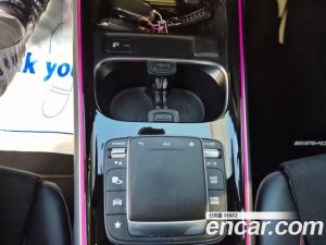 Mercedes-Benz GLB-Class GLB250 4MATIC 2023 года из Южной Кореи