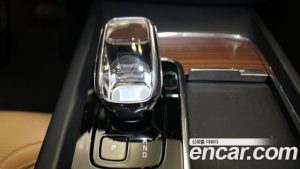 Volvo S60 B5 ULTIMATE Bright 2024 года из Южной Кореи