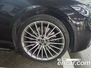 Mercedes-Benz S-Class S500L 4MATIC 2023 года из Южной Кореи
