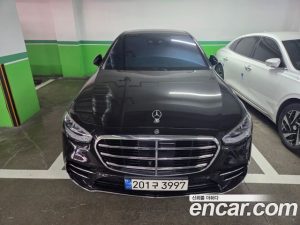 Mercedes-Benz S-Class S500L 4MATIC 2023 года из Южной Кореи