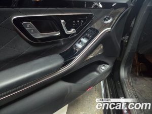 Mercedes-Benz S-Class S500L 4MATIC 2023 года из Южной Кореи