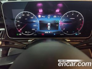 Mercedes-Benz S-Class S500L 4MATIC 2023 года из Южной Кореи