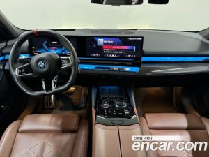 BMW i5 M60 xDrive 2024 года из Южной Кореи