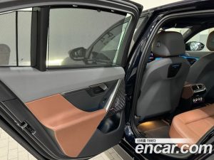 BMW i5 M60 xDrive 2024 года из Южной Кореи