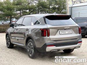 Kia Sorento Дизель 2.2 2WD 2024 года из Южной Кореи