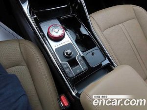 Kia Sorento Дизель 2.2 2WD 2024 года из Южной Кореи