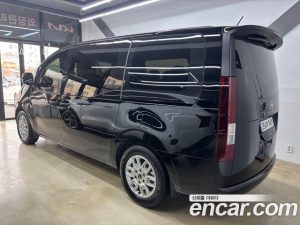 Hyundai Staria HEV 1.6 Tourer 9-Seater 2025 года из Южной Кореи