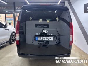 Hyundai Staria HEV 1.6 Tourer 9-Seater 2025 года из Южной Кореи